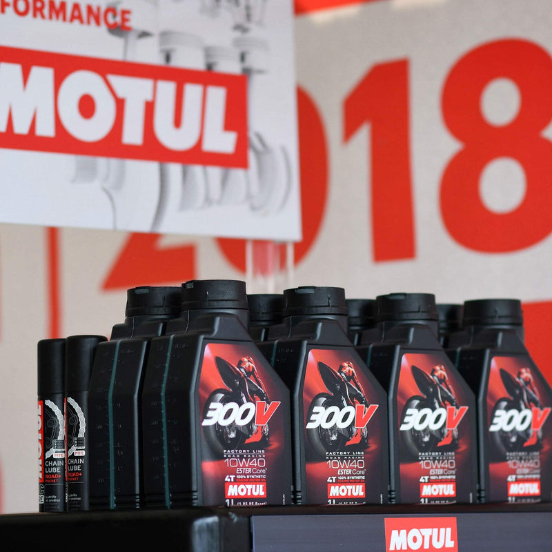 Motul 300V 10W-40 4T Full Synthetic Motorcycle Engine Oil – 4L | Factory Line Racing Performance