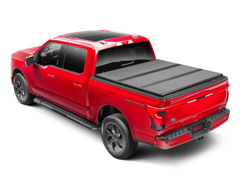 EXTANG Solid Fold ALX Bed Cover 21- Ford F150 5ft7in Bed 88702
