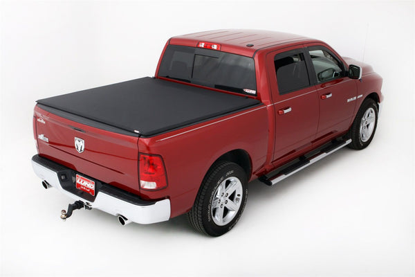 LUND 02- Dodge Ram 5.5ft Genesis Tonneau Cover 95865